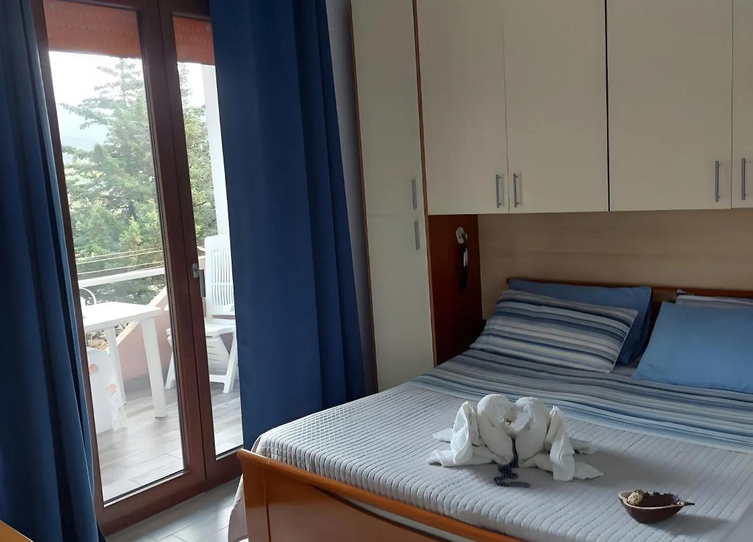 캐피타나 Casa Dea72 아파트