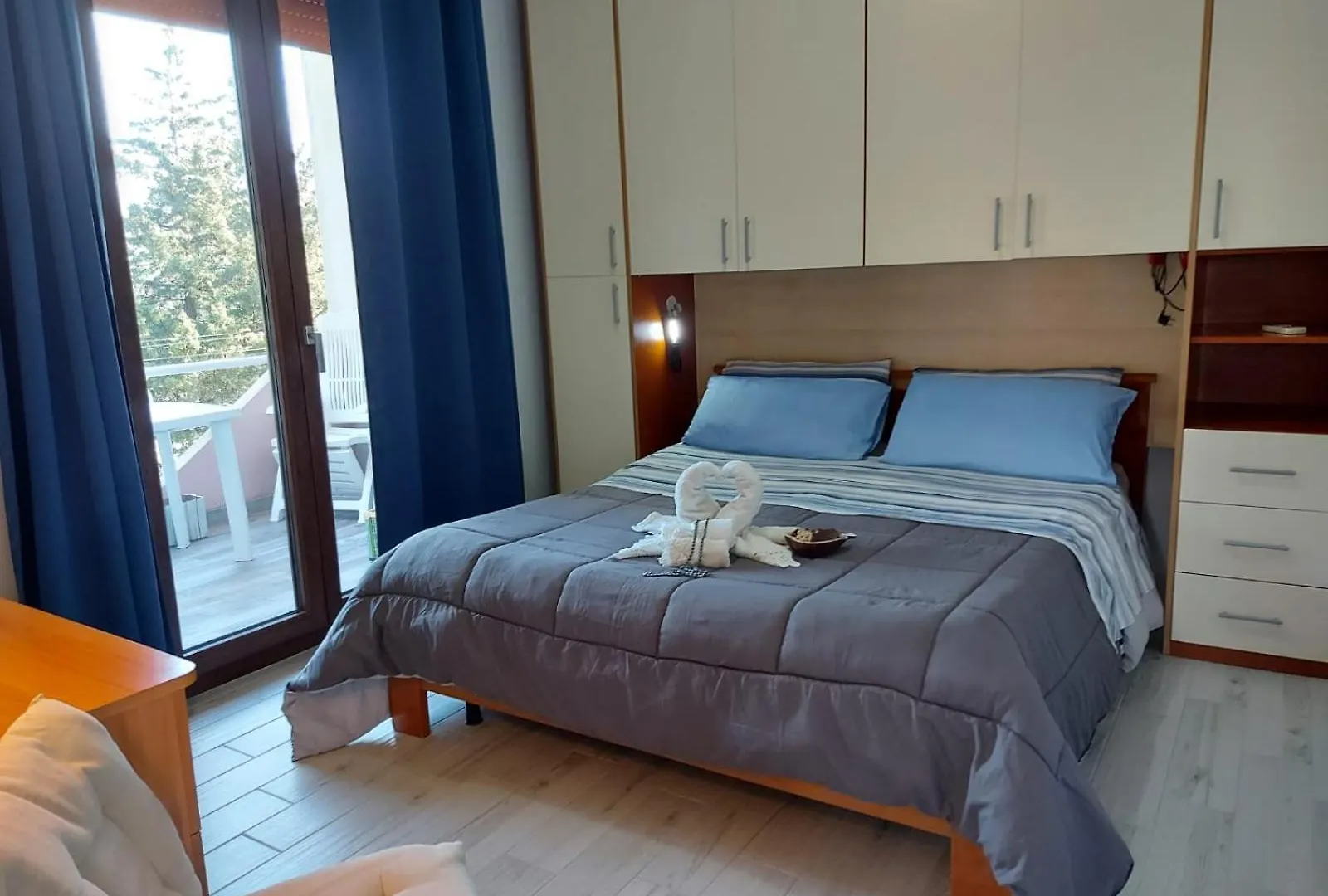 캐피타나 Casa Dea72 아파트